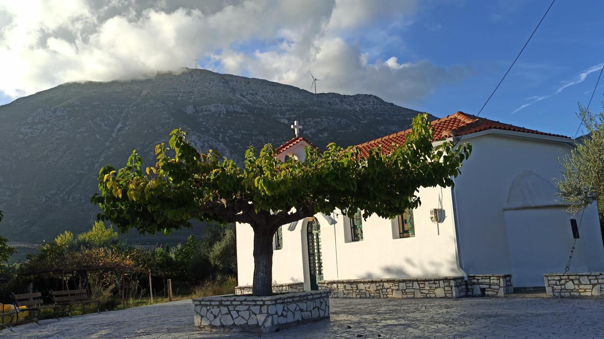 Nafpaktos Cottage By The Sea For Travelers And Dreamers! Bagian luar foto